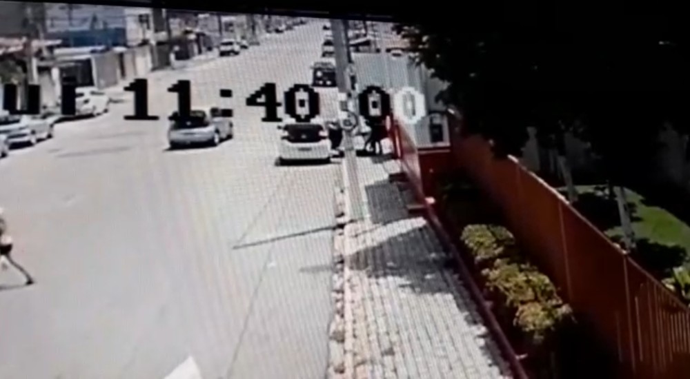 Vídeo mostra PM assassinado sendo deixado por bandidos no SAMU em Natal; assista