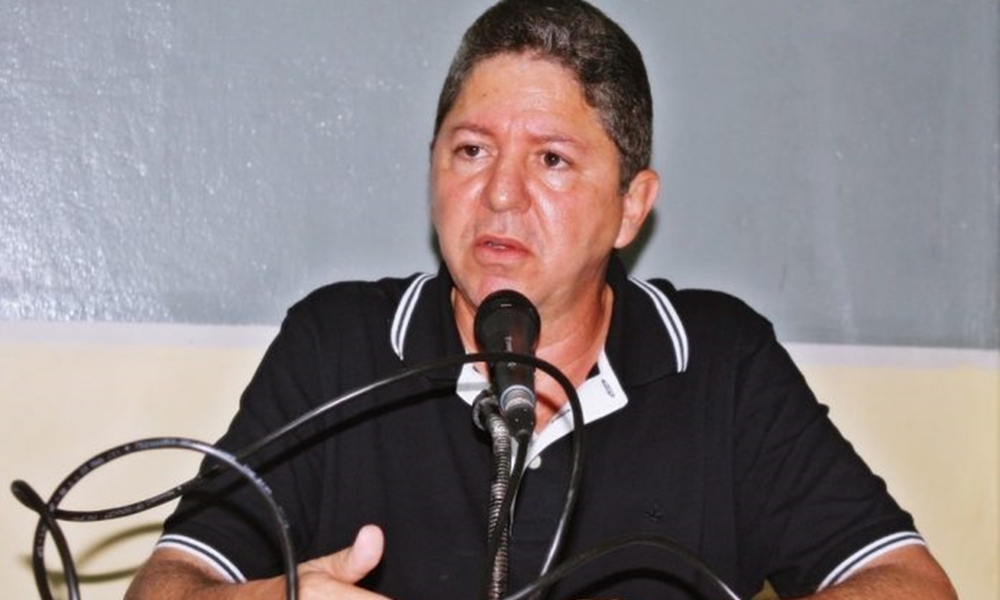 Prefeito de cidade do RN reduz próprio salário, dos secretários e comissionados
