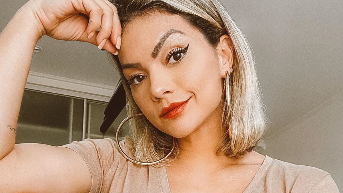 Cantora e influencer revela que está com câncer de pele