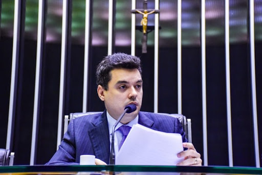 Walter Alves pede que Governo Fátima reveja decisão de parar obra de Oiticica