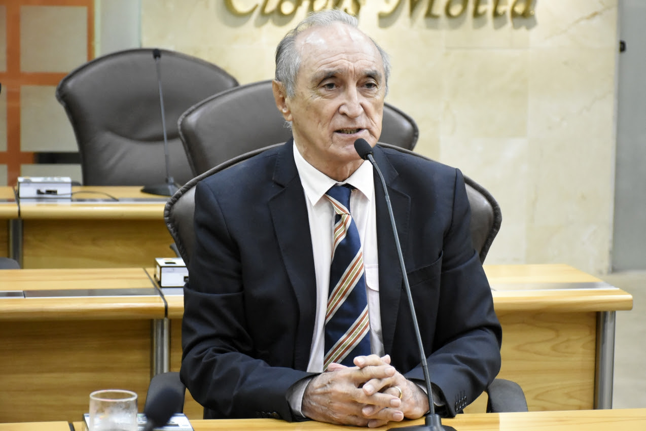 Beneficiando 83 mil famílias, 'Programa do Leite' não é pago há dois meses