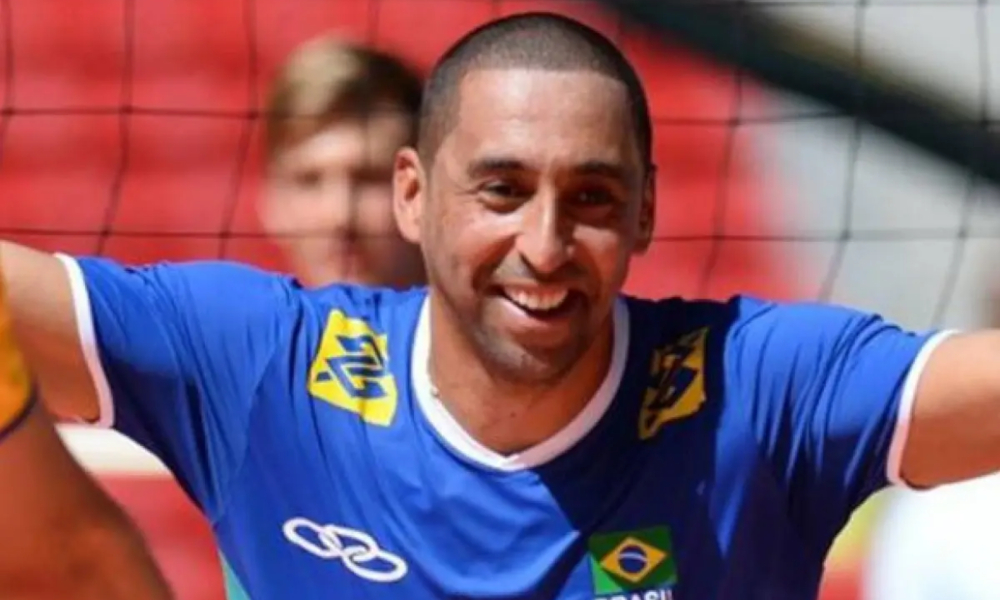 Ídolo do vôlei e multicampeão com a seleção brasileira anuncia aposentadoria
