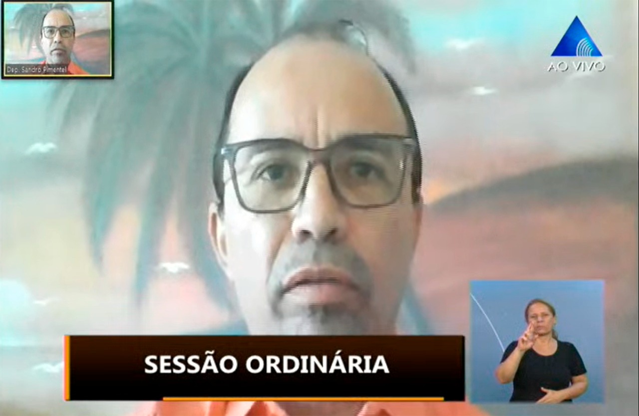 Deputado cobra entrega de cestas básicas para população LGBT no RN