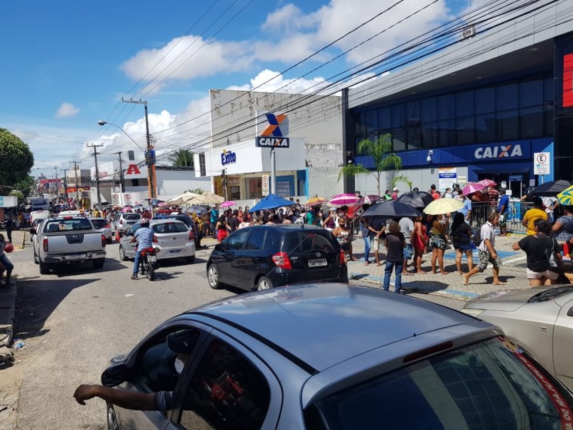 Covid-19: Sindicato fecha agências da Caixa e Banco Brasil após contágio