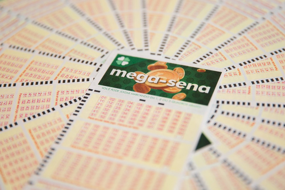 Mega-Sena: ninguém acerta, e prêmio acumula em R$ 33 mi; veja dezenas sorteadas