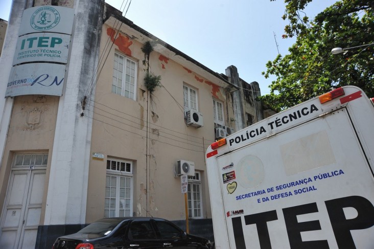 Operação prende servidor do Itep e mais 2 por falsificação de identidades no RN