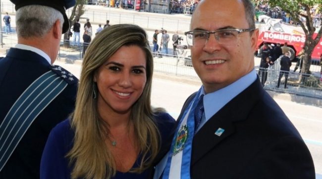 Alvo de operação, primeira-dama do Rio é internada de emergência