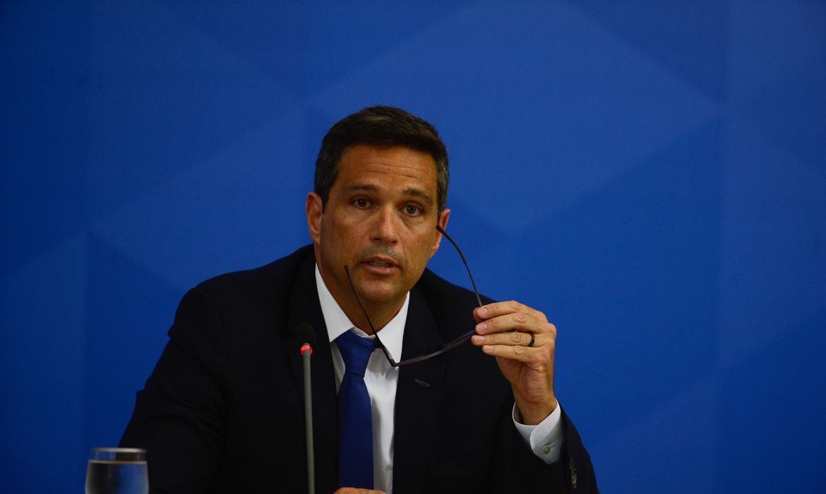 Queda da economia este ano pode superar 5%, diz presidente do Banco Central