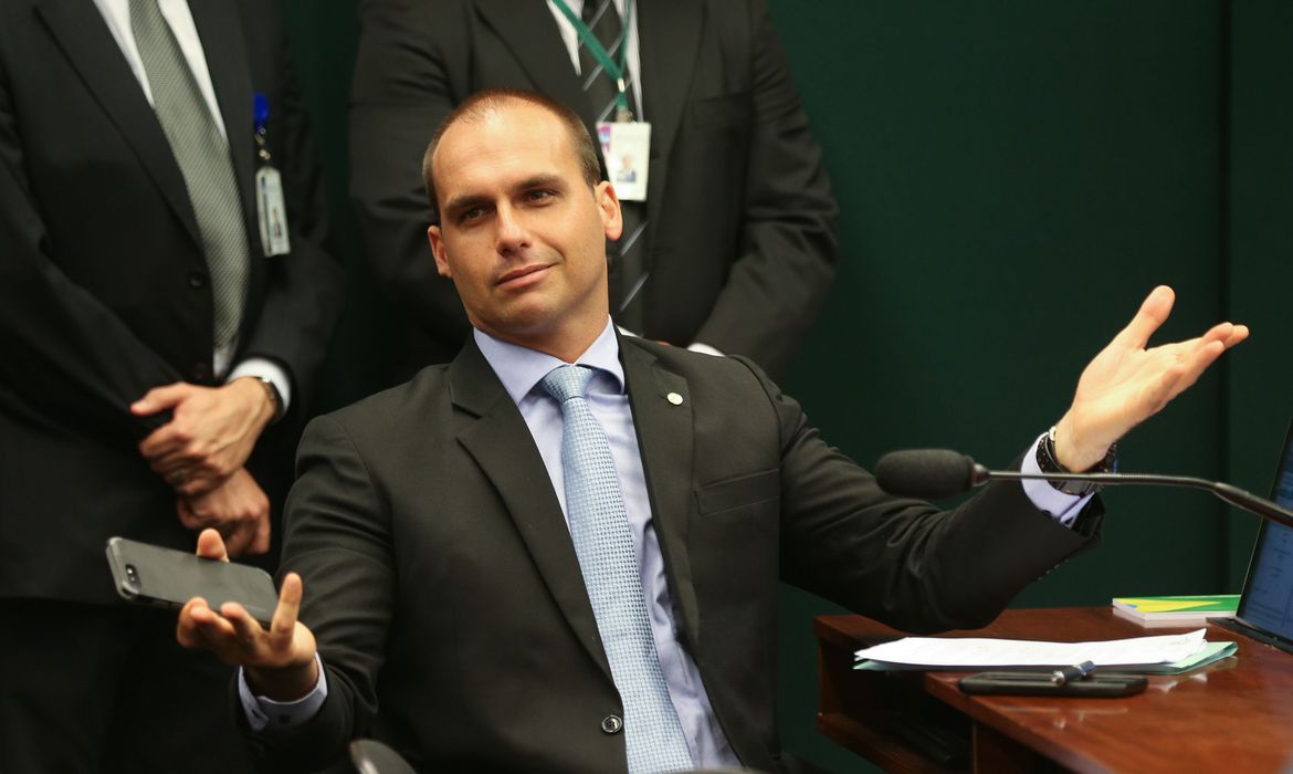 Segurança Nacional: STF pede que PGR investigue Eduardo Bolsonaro