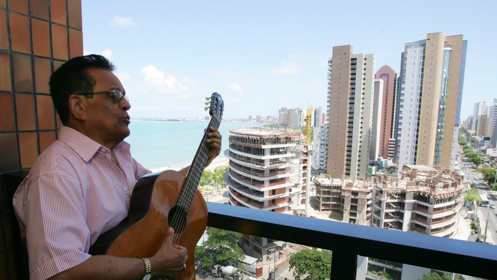 Cantor e compositor cearense de sucesso morre de Covid-19 aos 91 anos