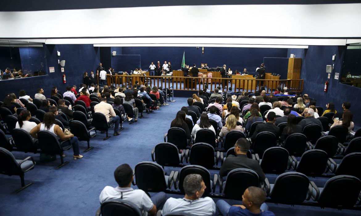 CNJ autoriza volta de atividade presencial nos tribunais do país em 15 dias
