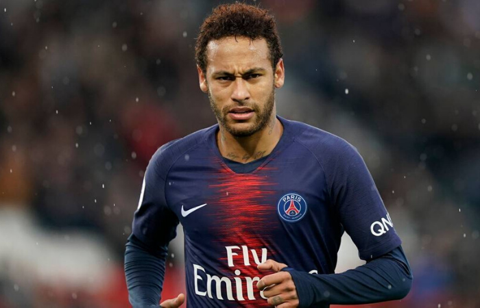 Neymar engrossa coro antirracista de atletas e clubes por todo o mundo