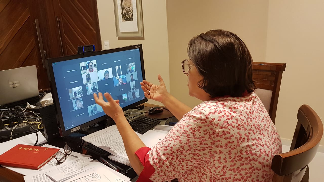 "Estamos vivendo a história mais difícil das nossas vidas", diz Fátima Bezerra