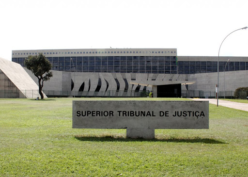Justiça da Bahia nega pedido de governador e mantém ação de respiradores no STJ