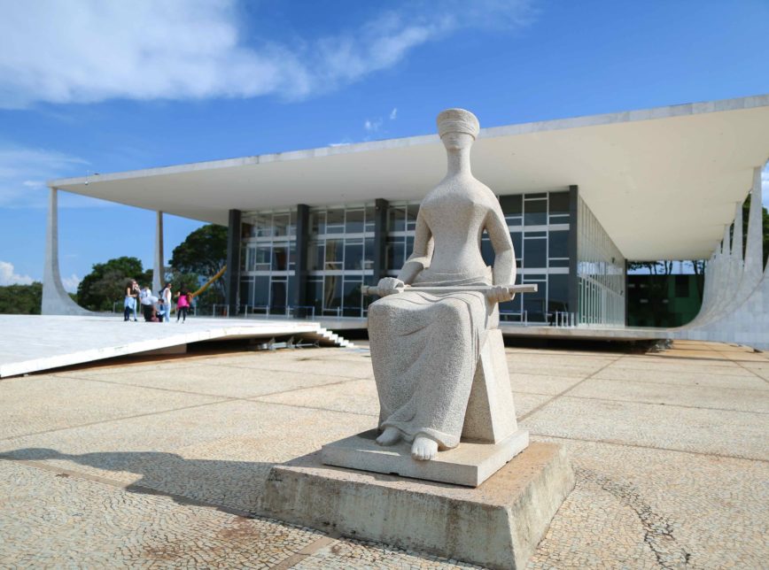 STF rejeita pedido para tirar ministro Weintraub do inquérito das fake news