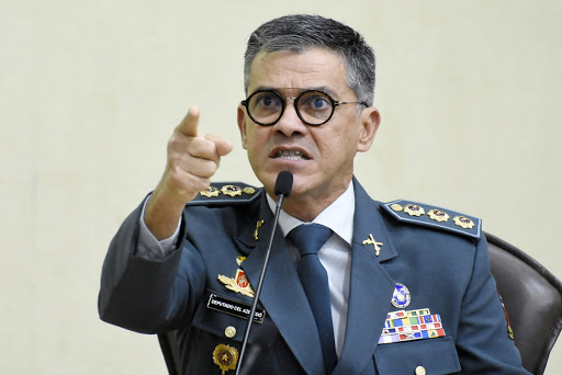 VÍDEO: Deputado cobra promessa de campanha de Fátima para policiais