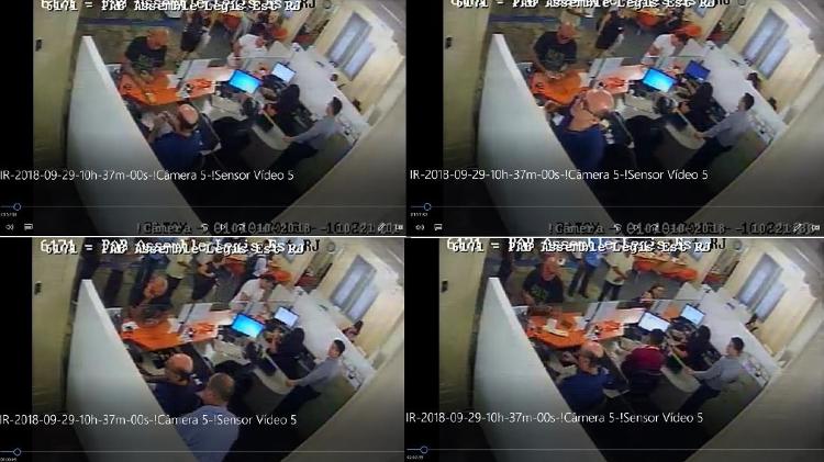 Imagens flagram Queiroz pagando contas de Flávio em dinheiro vivo; veja