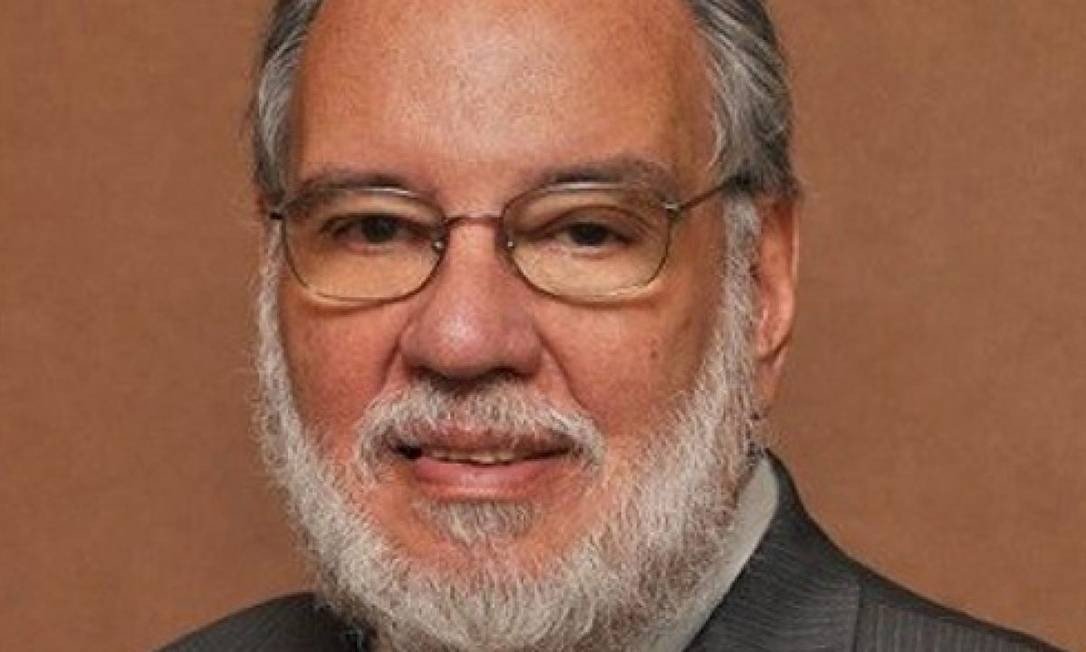 Jurista autor da Lei do Inquilinato morre vítima da covid-19, no Rio