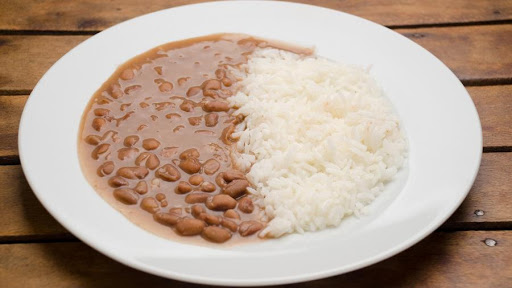 Nordeste é a região em que arroz e feijão mais pesam no bolso durante pandemia