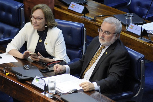 Dois senadores do RN votaram contra marco legal do saneamento; confira quem são