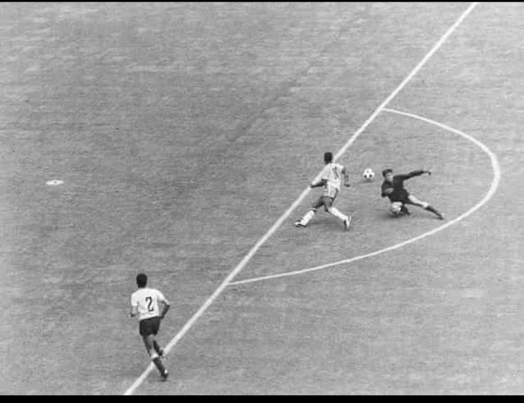 Os quase gols de Pelé