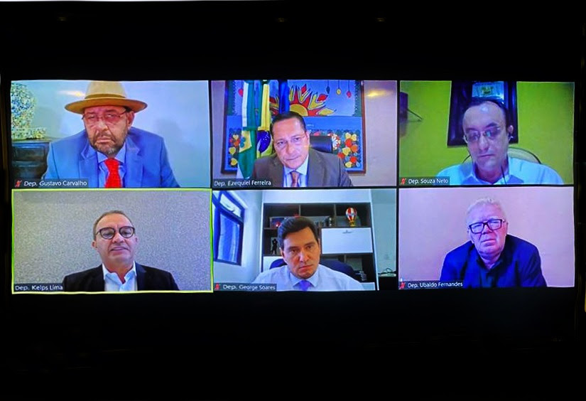 Deputados reclamam de ofícios não respondidos por Executivo; "Há um descaso"