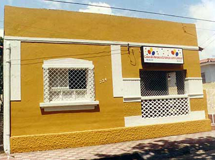 Casa Durval Paiva celebra 25 anos de luta pela vida