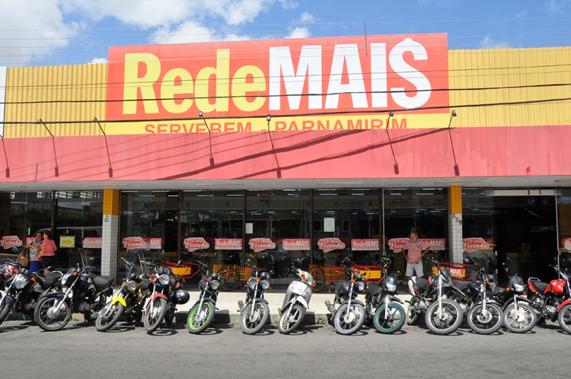 Rede de supermercados abre vagas de emprego na Grande Natal