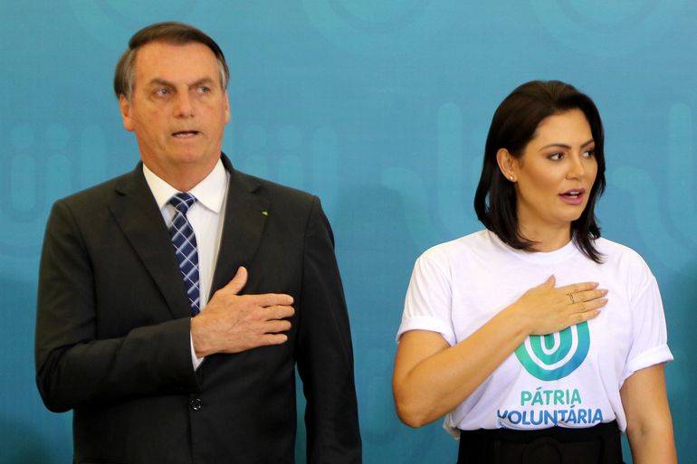 Primeira-dama Michelle Bolsonaro anuncia resultado de exame de Covid-19