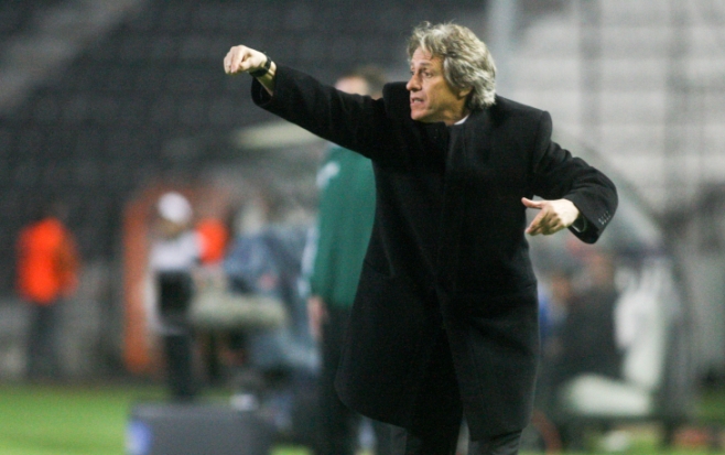 Um dos principais jornais esportivos de Portugal anuncia Jorge Jesus no Benfica