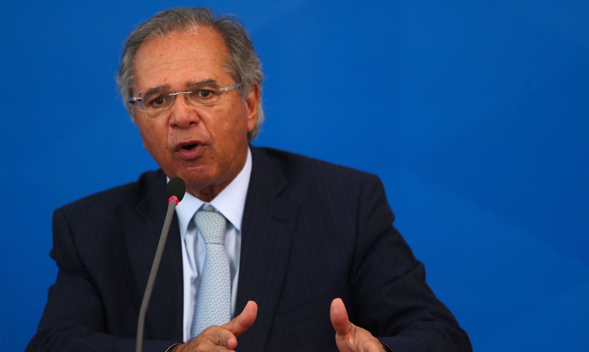 Paulo Guedes divulga resultados de testes para Covid-19; confira
