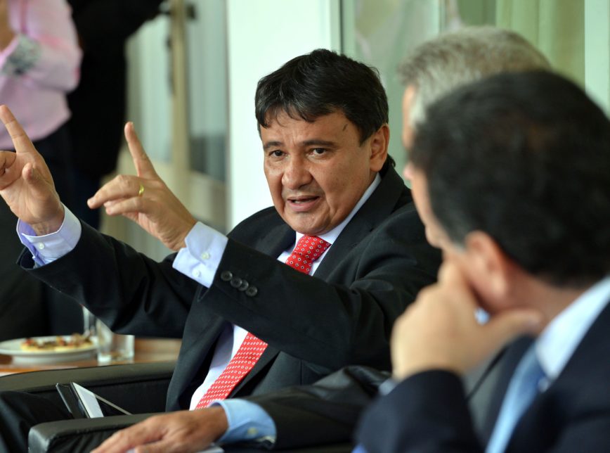 PF mira governador do PT no Nordeste por suspeita de desvios na Educação