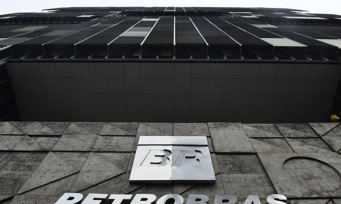 Petrobras tem prejuízo de R$ 2,7 bilhões no 2º trimestre de 2020