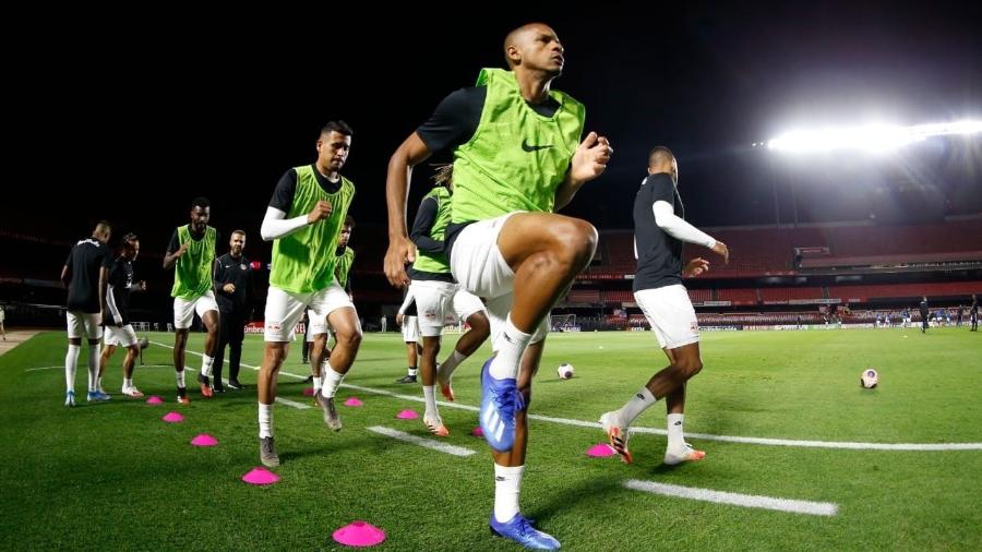 Hospital referência no país erra 26 testes de Covid para jogo do Paulistão
