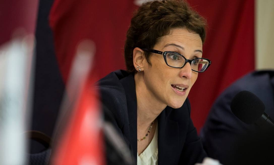 'Com vírus descontrolado, Brasil não terá investimento', diz economista