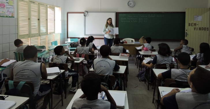 Prefeitura de Natal republica edital para educador infantil e professor