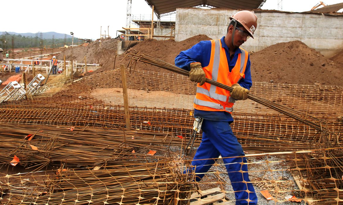 Custo da construção tem alta de 0,49% em julho