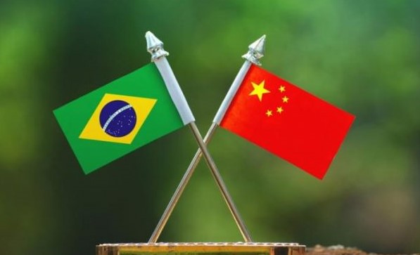 Vendas para China preveniram choque nas exportações, diz Guedes