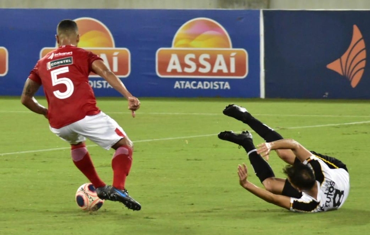 VÍDEO: Assista aos gols da vitória do América sobre o Globo por 2 a 0