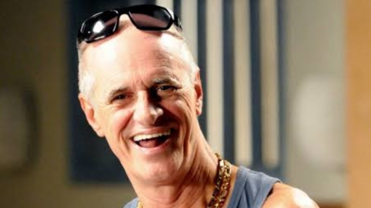 Aos 68 anos, ator global revela que é bi e diz o que lhe dá prazer