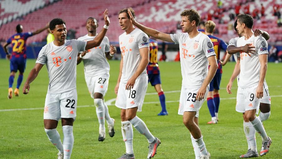 Bayern humilha Barcelona com 8 a 2 e vai à semi da Champions