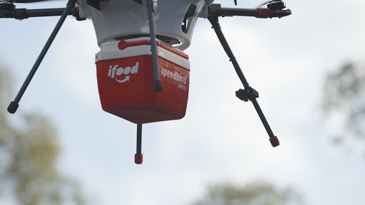 iFood: entrega por drone vai estrear no Brasil em novembro