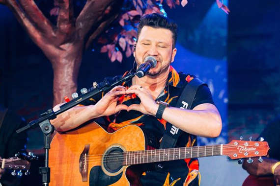 Cantor sertanejo piora na UTI e tem cerca de 70% do pulmão comprometido