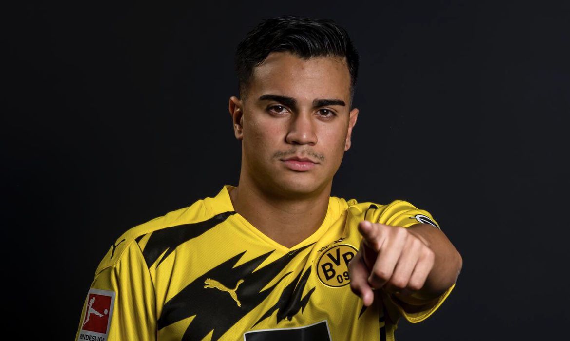 Ex-jogador do Flamengo é o novo reforço do Borussia Dortmund