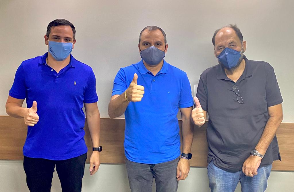 Aldo Clemente recebe apoio de Gustavo Carvalho e Dudu Machado para vereador