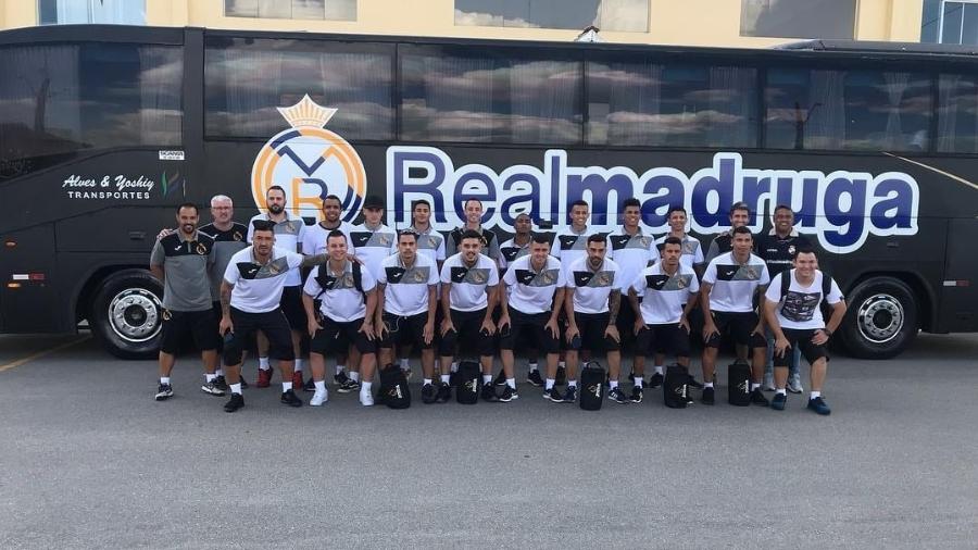 Time em homenagem a Seu Madruga entra na elite nacional e quer erguer arena