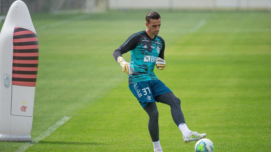 Fla tem caso positivo de covid no elenco e time se complica para enfrentar Bahia
