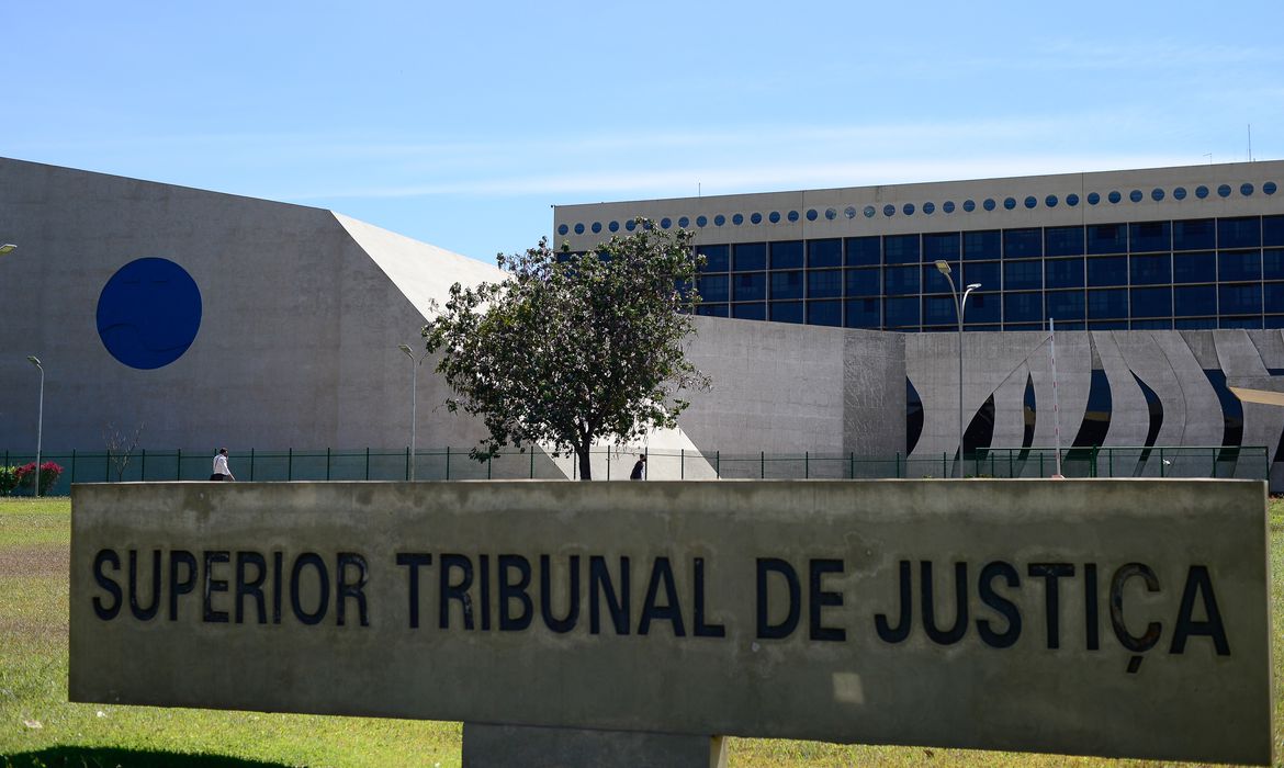 STJ concede habeas corpus que pode beneficiar mais de mil presos
