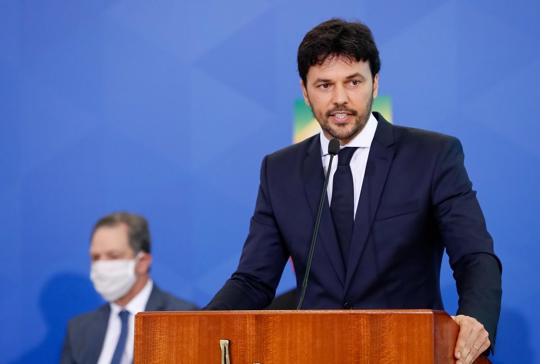 Fábio Faria: governo não negociará com quem faz greve por 'auxílio-peru'