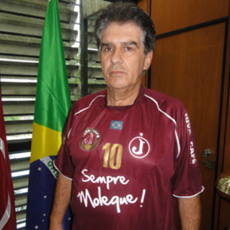 Morre técnico de futebol conhecido como 'Rei do Acesso'